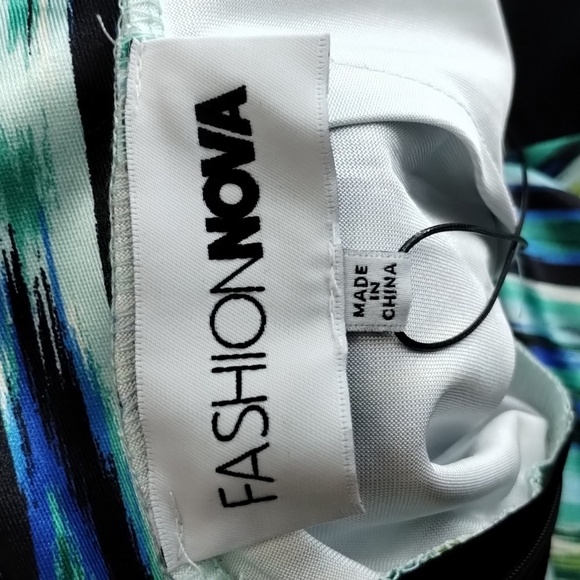 Fashion Nova Enza satin wide leg pant size large blue green combo zip back - Picture 3 of 8